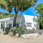 Gorgeous Home In Vasilika Evia Σπίτι διακοπών Βασιλικά