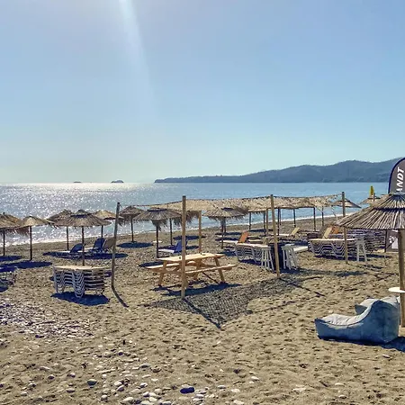Сasa de vacaciones Front In Evia *