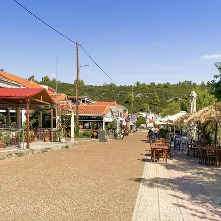Awesome In Evia With Kitchen Holiday home